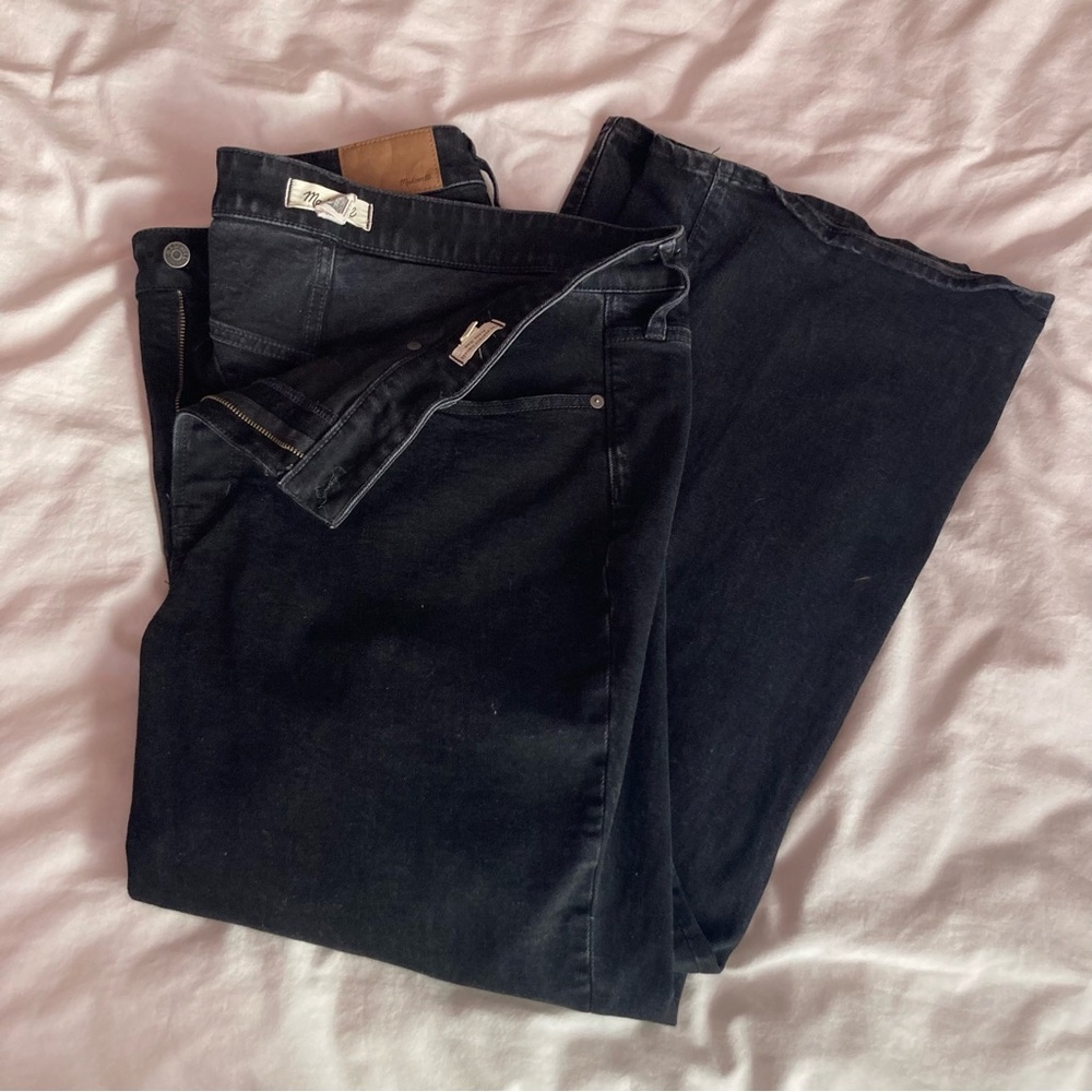 EUC | Madewell Perfect Vintage Flare Jeans | 20W in Black